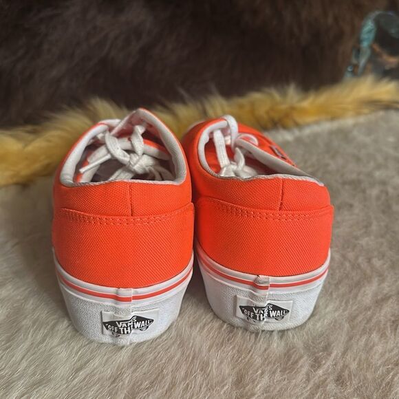 Vans shoes 9 (CCC) - Picture 3 of 4